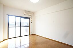 JR鹿児島本線 九産大前駅 徒歩16分の賃貸マンション 3階1Kのリビング/ダイニング