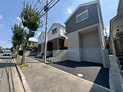 東京都町田市鶴川4丁目