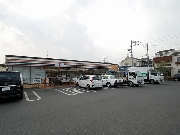 セブンイレブン町田木曽西1丁目店まで約234m〜317m