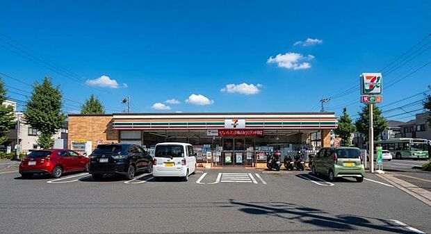 セブンイレブン川崎よみうりランド前店まで約533m