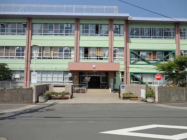 画像10:【小学校】貝塚市立中央小学校まで1125ｍ