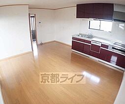 JR山陰本線 嵯峨嵐山駅 徒歩12分の賃貸アパート 2階1LDKのリビング/ダイニング
