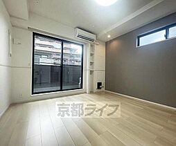 コンチェストIII祥豊 103 1階1Kのリビング/ダイニング