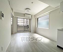 JR山陰本線 嵯峨嵐山駅 徒歩10分の賃貸マンション 3階1LDKのリビング/ダイニング