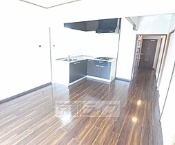 阪急京都本線 西京極駅 徒歩12分の賃貸マンション 5階3LDKのリビング/ダイニング