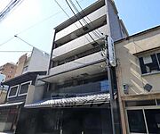 五条駅より徒歩6分 3階 築9年8ヶ月の賃貸物件