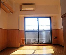 阪急京都本線 西京極駅 徒歩4分の賃貸マンション 6階1Kのリビング/ダイニング