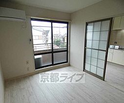 京福電気鉄道嵐山本線 帷子ノ辻駅 徒歩8分の賃貸アパート 2階3DKのリビング/ダイニング