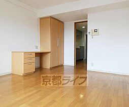 グランパークポラリス 105 1階1Kのリビング/ダイニング