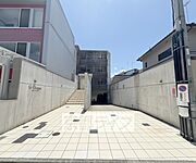 西院駅より徒歩3分 3階 築18年5ヶ月の賃貸物件
