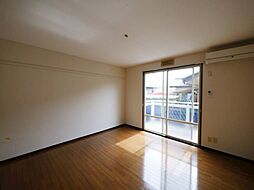 サンライフヴィラA 107 1階1Kのリビング/ダイニング