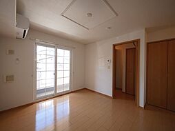 ベル・コリーヌSIII 102 1階1LDKのリビング/ダイニング