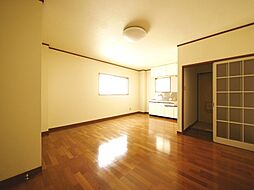 テクノハイム本宿　桃 201 2階2LDKのリビング/ダイニング