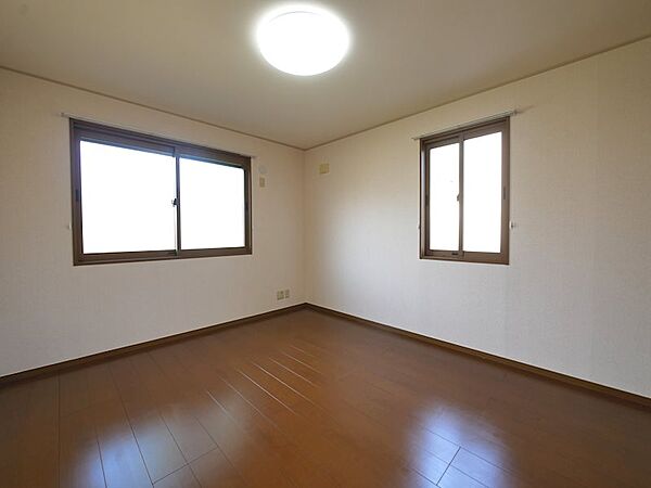 apartment 茨城県高萩市本町２丁目
本町の賃貸情報を見る
物件地図