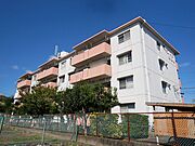 大甕駅より徒歩9分 築42年8ヶ月 4階建の賃貸物件