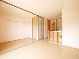 ブライト・エステート 106 1階1LDKのリビング/ダイニング