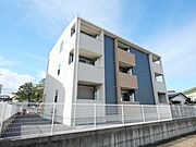 大甕駅より徒歩10分 築13年6ヶ月 3階建の賃貸物件
