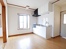 JR京葉線 葛西臨海公園駅 徒歩24分の賃貸マンション 4階2DKのリビング/ダイニング