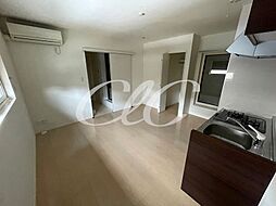 エスポワールB 2階ワンルームのリビング/ダイニング