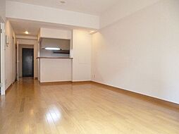 東武伊勢崎線 梅島駅 徒歩5分の賃貸マンション 2階2LDKのリビング/ダイニング