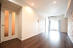 東京メトロ日比谷線 北千住駅 徒歩9分の賃貸マンション 2階1LDKのリビング/ダイニング