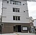 周辺：静かで読書や勉強に集中できます。落ち着いた地域の図書館。飲食スペースがあり便利です。