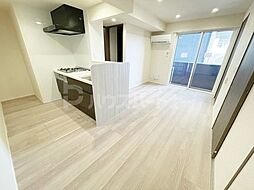 スリーレイヤー柏の葉 101 1階1LDKのリビング/ダイニング