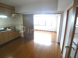 アムール 106 1階3DKのリビング/ダイニング