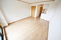 アルファマ 202 2階ワンルームのリビング/ダイニング