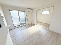 KEIAI RESIDENCE 豊四季 202 2階1LDKのリビング/ダイニング