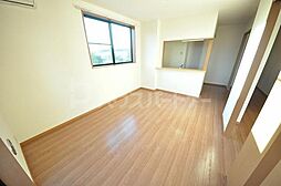 CARROT III 101 1階2LDKのリビング/ダイニング