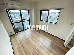 マイキャッスル南太田 6階ワンルームのリビング/ダイニング