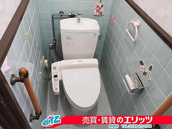 【トイレ】ウォシュレット付き