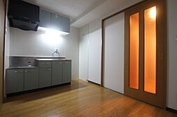 オーク・アベニュー 0205 2階1DKのリビング/ダイニング