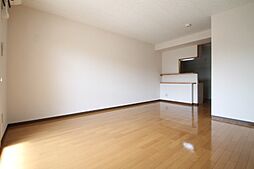 オーク・アベニュー 0202 2階ワンルームのリビング/ダイニング