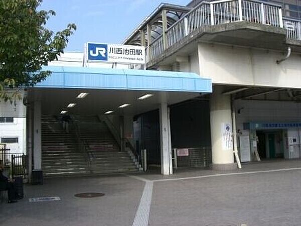 画像28:川西池田駅(JR西日本 福知山線) 985m