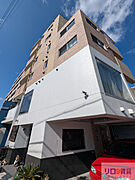 宝塚駅より徒歩2分 4階 築17年8ヶ月の賃貸物件