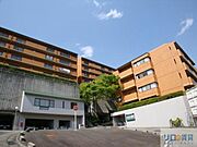 中山観音駅より徒歩6分 築38年11ヶ月 3階建の賃貸物件