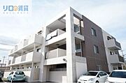 中山寺駅より徒歩7分 築13年11ヶ月 3階建の賃貸物件