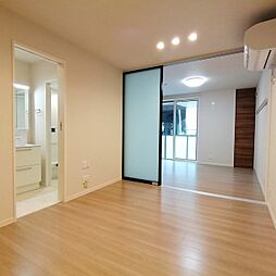 ロイヤルパレス黒砂台 102 1階1LDKのリビング/ダイニング