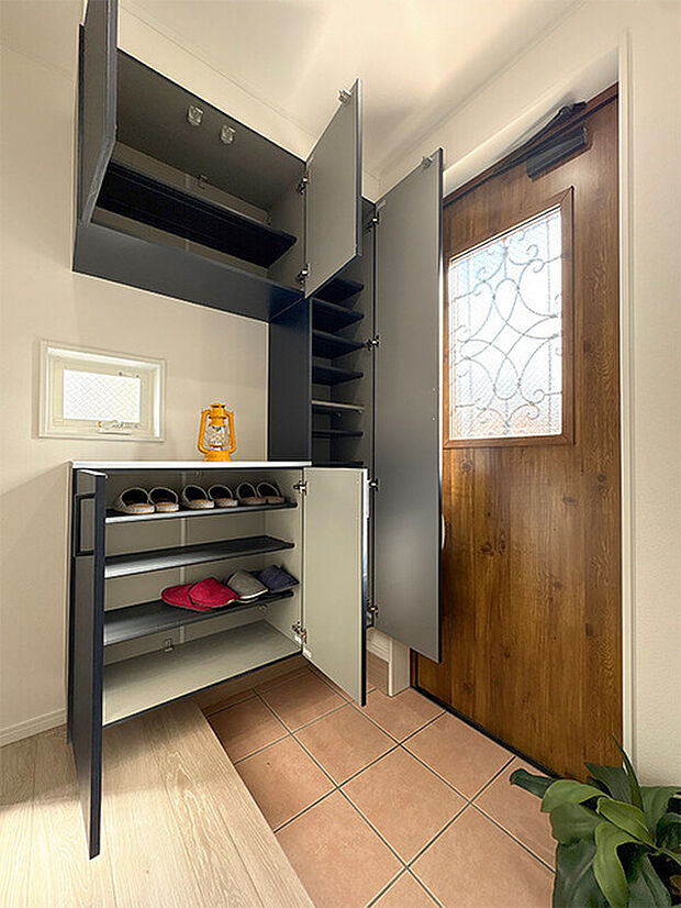 ［No.2］玄関収納