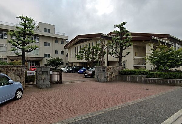 相模原市立田名中学校（600m）