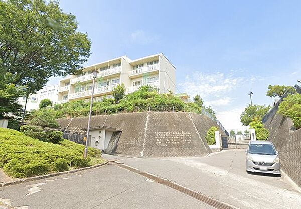 八王子市立小宮小学校（800m）