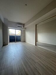 Lier a lavenir（リエ ア ラヴニール）