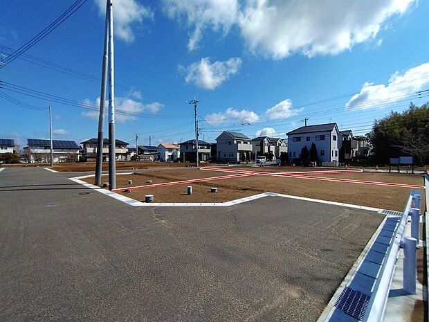 手前が区画3。赤線は区画境界の目安としてお考え下さい