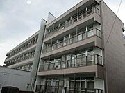 谷塚駅より徒歩5分 4階 築53年2ヶ月の賃貸物件