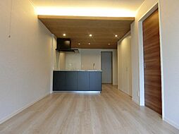 グランフォルトゥーナ羽根木ヒルサイド 1階1LDKのリビング/ダイニング