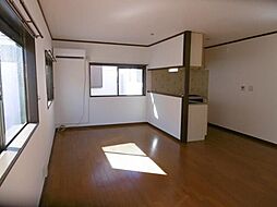 東急東横線 祐天寺駅 徒歩4分の賃貸マンション 2階1LDKのリビング/ダイニング