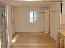 ウィット太子堂 1階1LDKのリビング/ダイニング