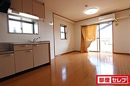 フローレス・コート 2階1LDKのリビング/ダイニング